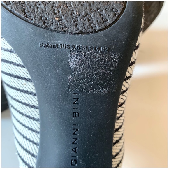 White&Black Slip On Shoes - Picture 6 of 8